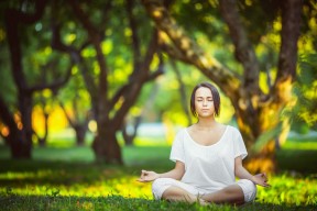 爱游戏体育-十场逆转封神，Faker与日本队的极限共鸣
